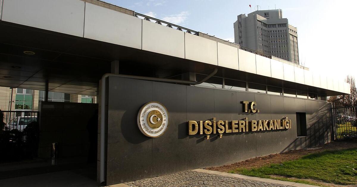 Dışişleri Bakanlığı, uyuşturucu kaçırırken yakalanan Büyükelçilik personelinin işine son verildiğini açıkladı