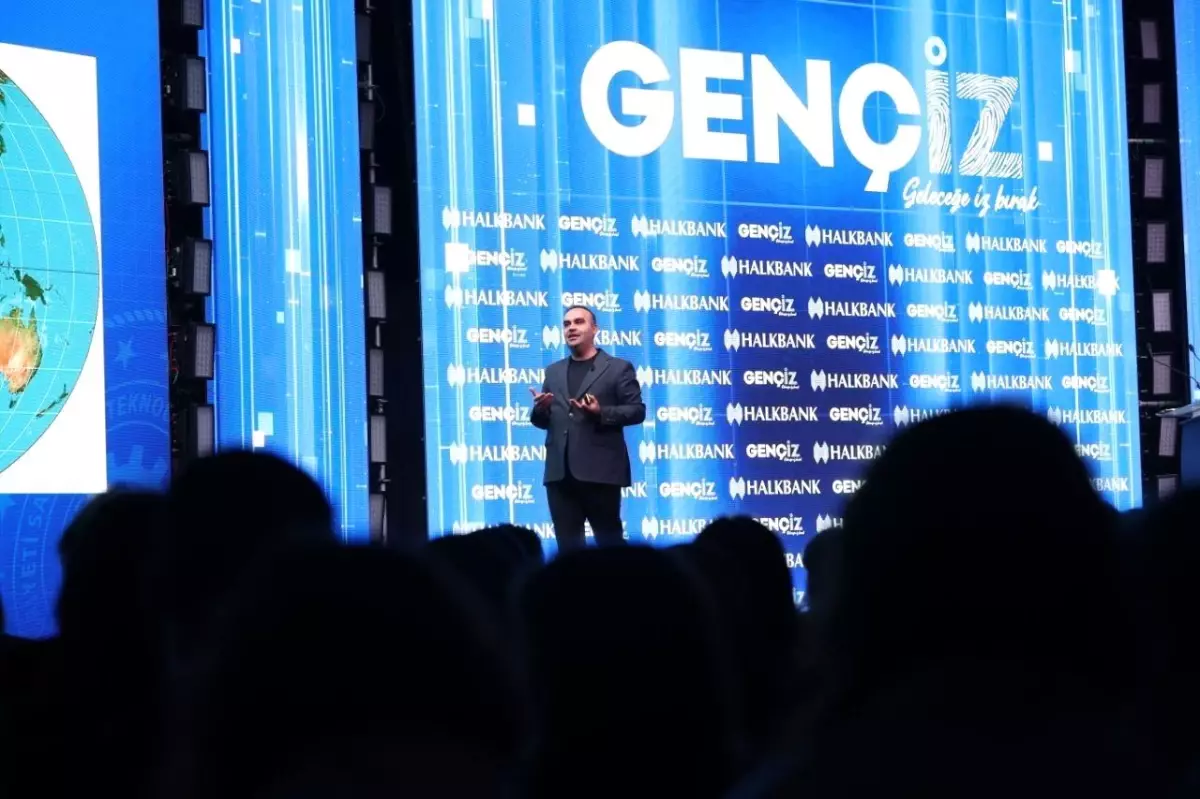 Bakan Kacır: “Türkiye’de 104 teknoparkta 11 bin şirket var”