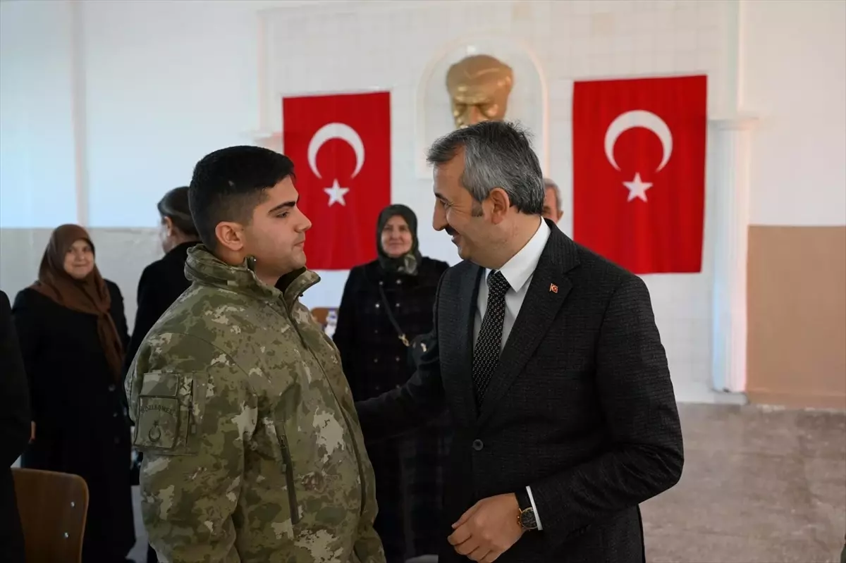 Edirne Valisi Sezer şehit aileleri ve gazilerle bir araya geldi