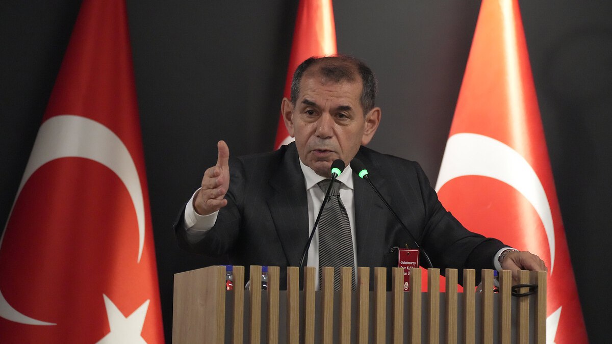 Galatasaray Divan Kurulu Başkanlığı, Dursun Özbek’e destek oldu