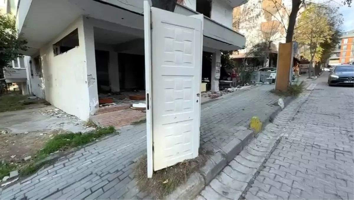 Kentsel Dönüşümde Bayrağa Saygı: Yıkım Durduruldu