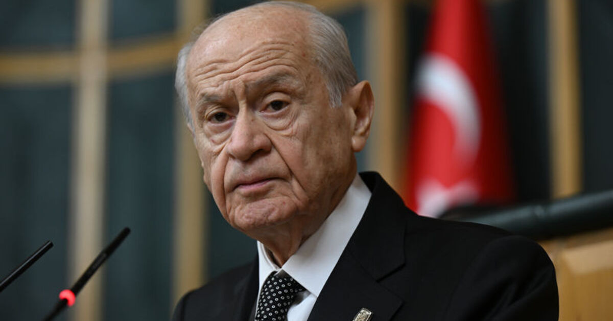 MHP lideri Bahçeli: Devir değişti, zincir kırıldı
