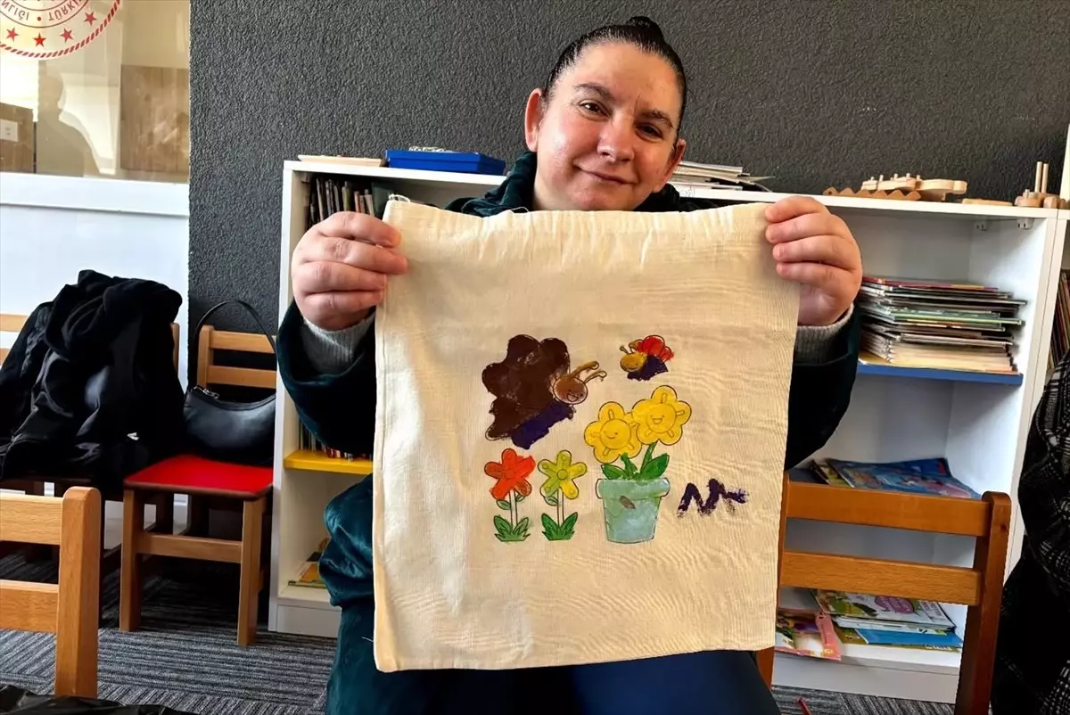 Özel çocuklar için sanat etkinliği