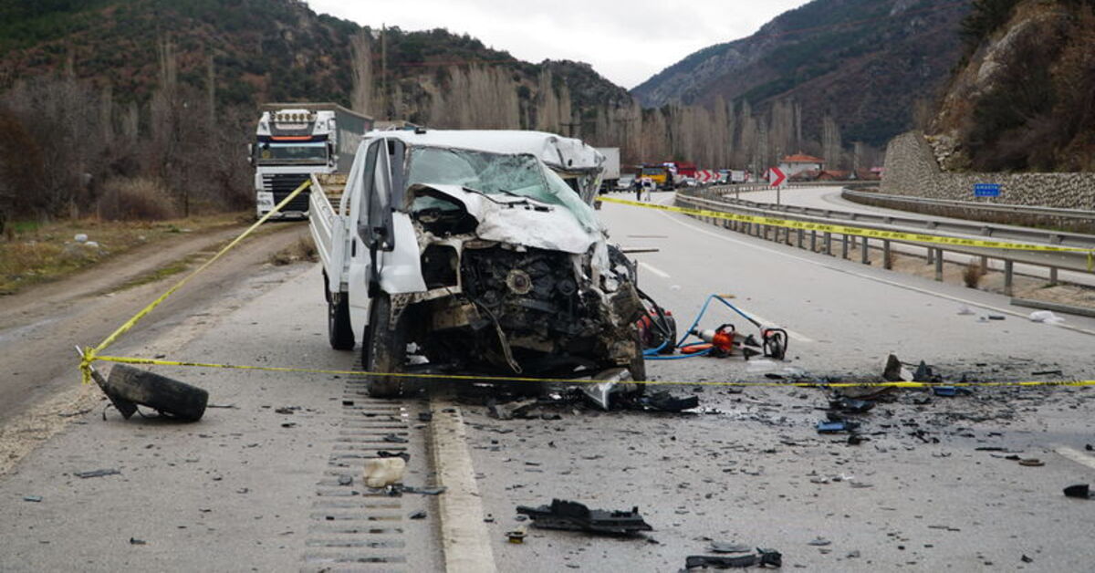 Zincirleme kazada 2 can kaybı!