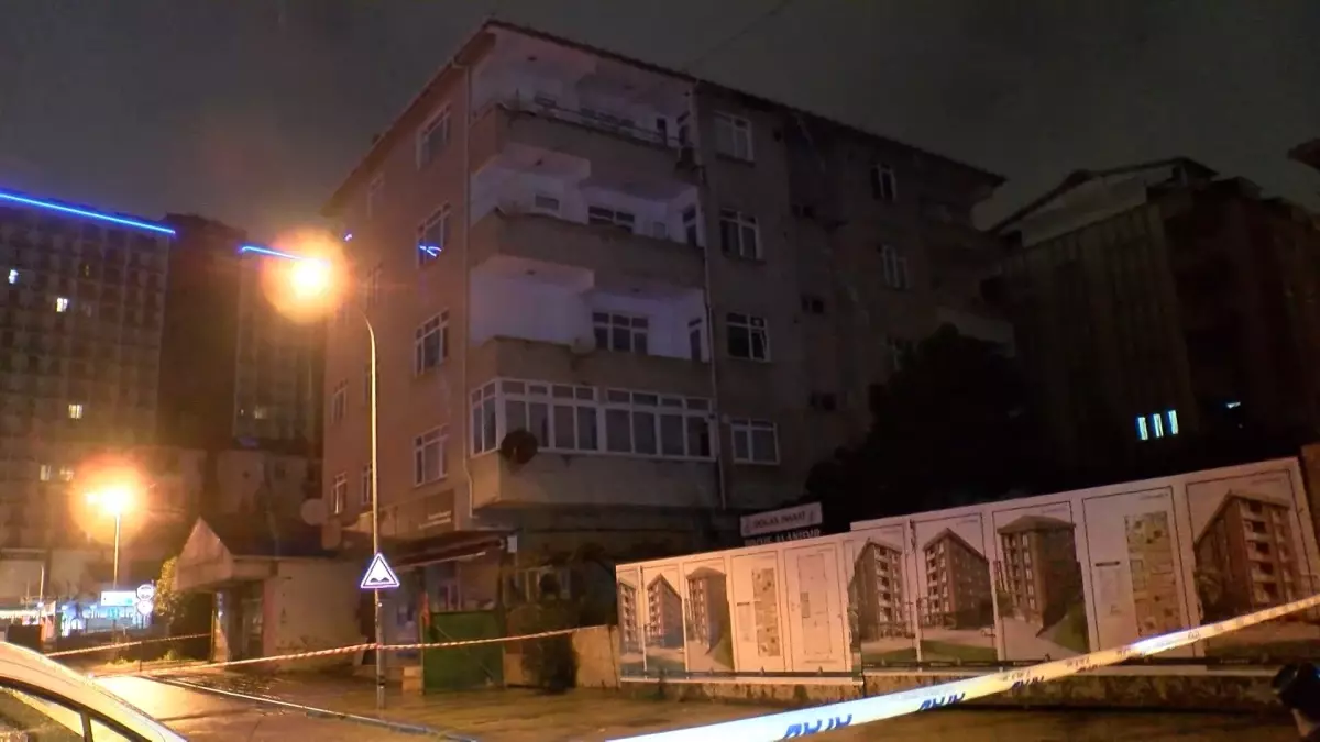 Tuzla’da 4 Katlı Apartman Ses Gelmesi Nedeniyle Boşaltıldı