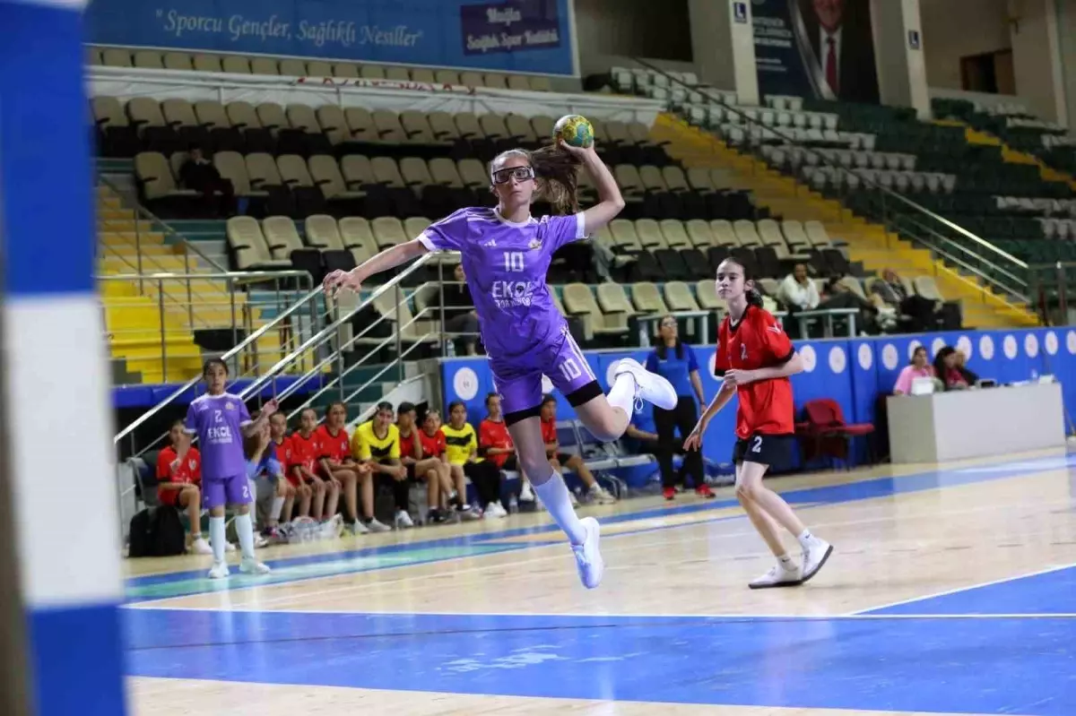 Hentbol Grup Birinciliği Heyecanı