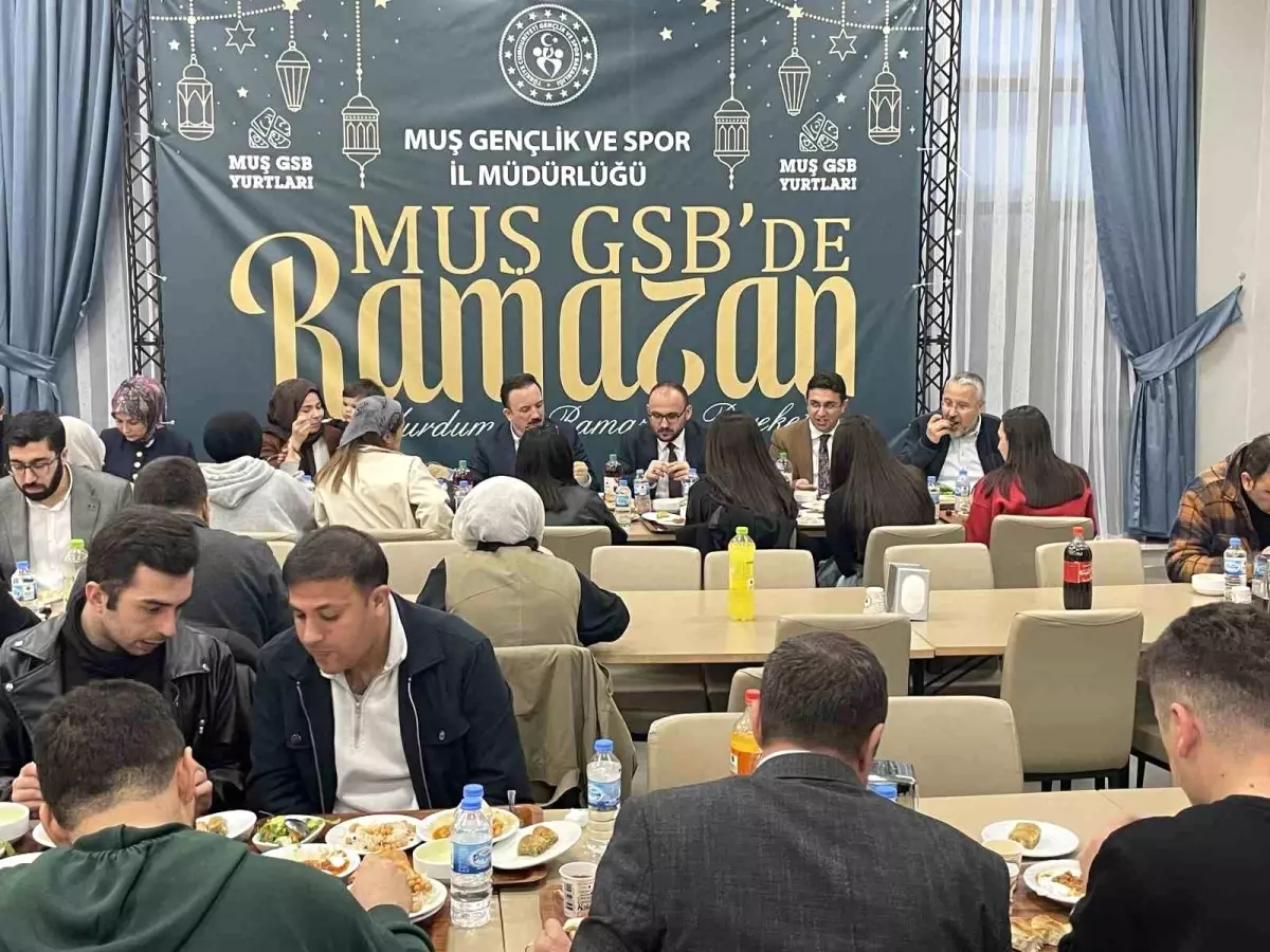 Muş’ta Gençlerle Ramazan İftarı