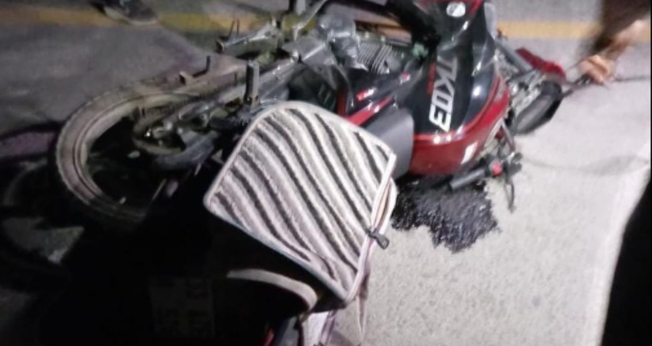 Mersin’de kaza: Elektrik direğine çarpan motosikletli hayatını kaybetti